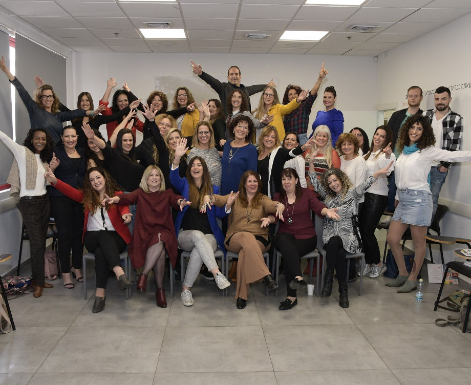 צוות מנחים מקצועי ומוביל במקצועות ההתפתחות האישית והארגונית
